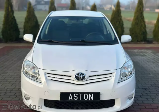 TOYOTA Auris 2.0 D-4D Premium