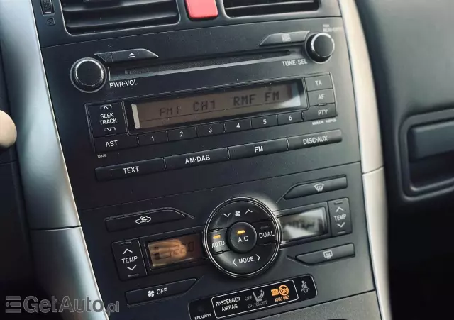 TOYOTA Auris 2.0 D-4D Premium