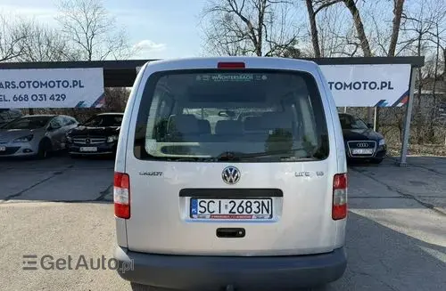 VOLKSWAGEN Caddy 