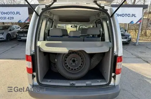 VOLKSWAGEN Caddy 