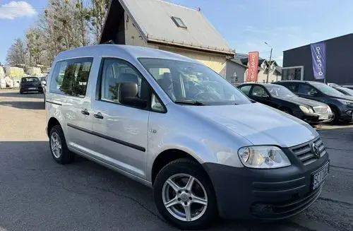 VOLKSWAGEN Caddy 