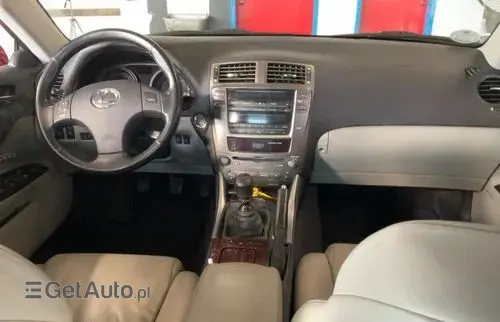LEXUS IS 