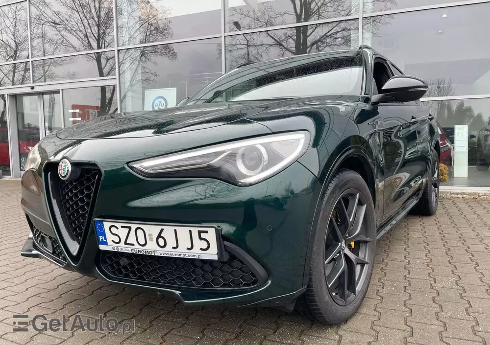 ALFA ROMEO Stelvio 2.0 Turbo Veloce TI Q4