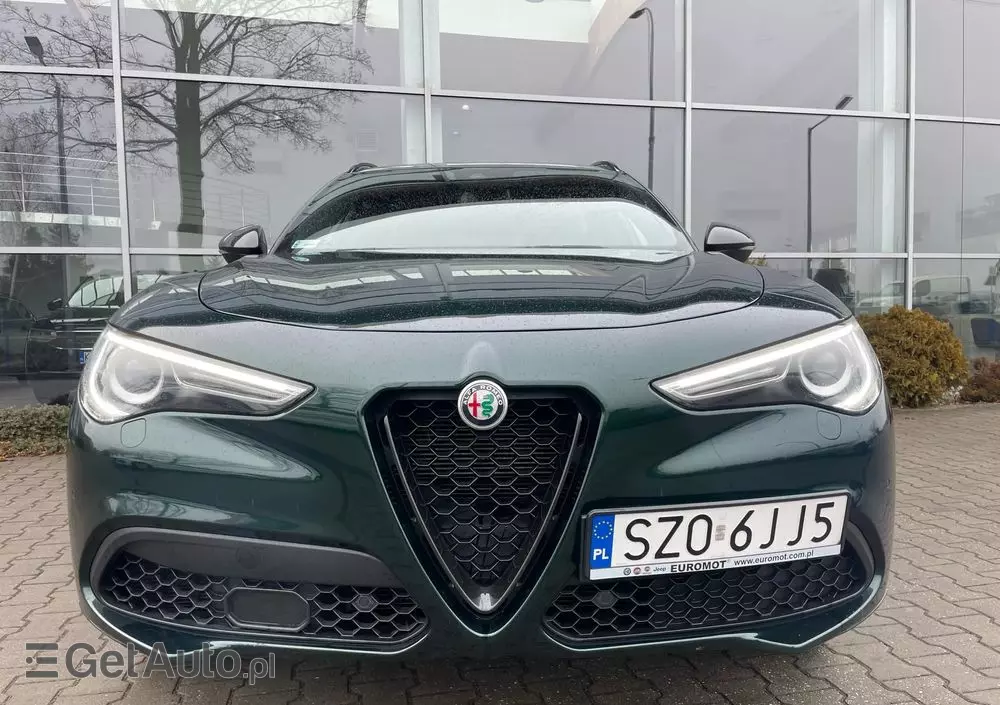 ALFA ROMEO Stelvio 2.0 Turbo Veloce TI Q4
