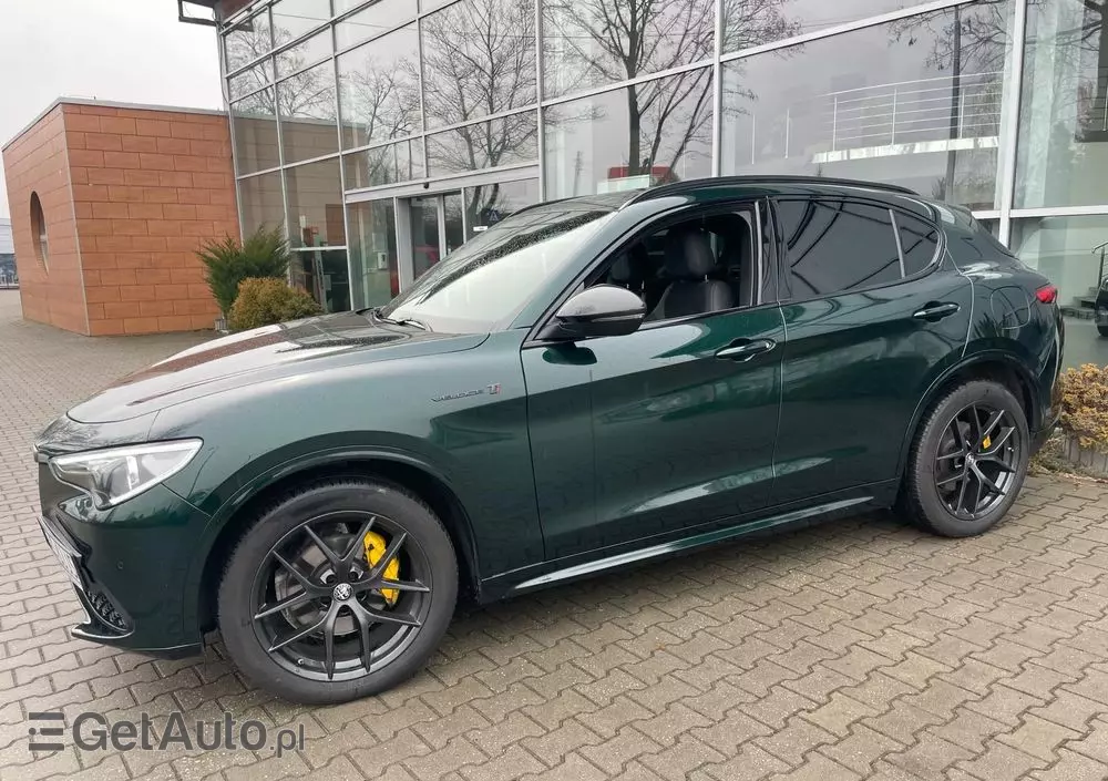 ALFA ROMEO Stelvio 2.0 Turbo Veloce TI Q4