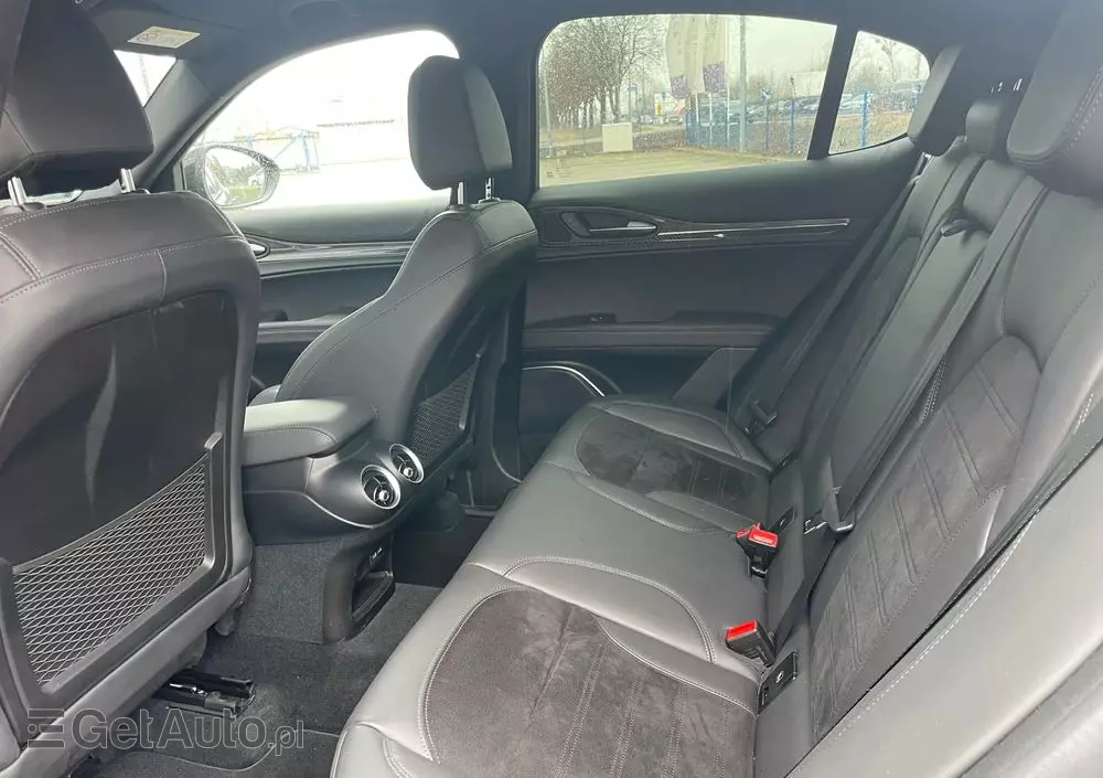 ALFA ROMEO Stelvio 2.0 Turbo Veloce TI Q4