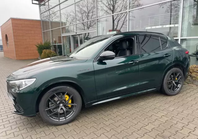 ALFA ROMEO Stelvio 2.0 Turbo Veloce TI Q4