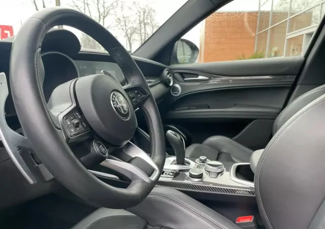 ALFA ROMEO Stelvio 2.0 Turbo Veloce TI Q4