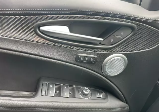 ALFA ROMEO Stelvio 2.0 Turbo Veloce TI Q4