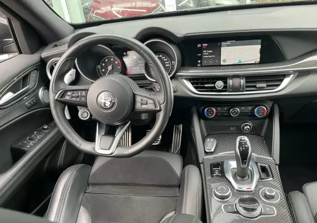ALFA ROMEO Stelvio 2.0 Turbo Veloce TI Q4