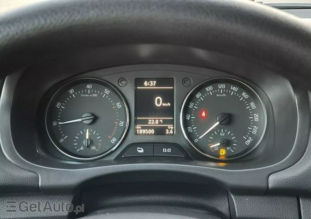 SKODA Roomster 1.2 TSI Scout