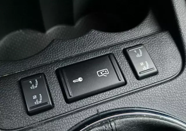 SKODA Roomster 1.2 TSI Scout