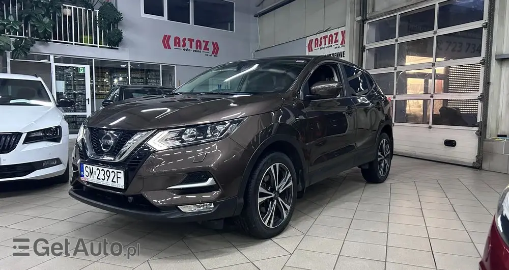 NISSAN Qashqai 1.2 DIG-T N-Connecta EU6