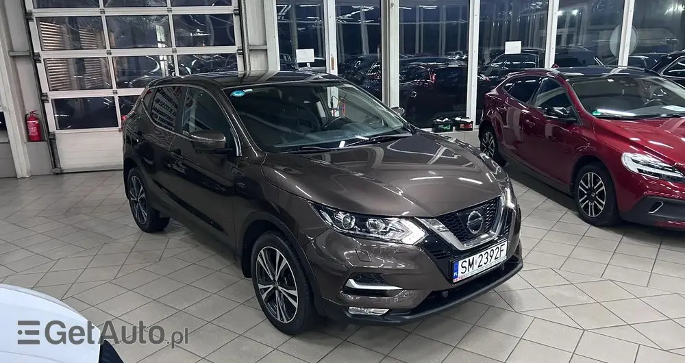 NISSAN Qashqai 1.2 DIG-T N-Connecta EU6