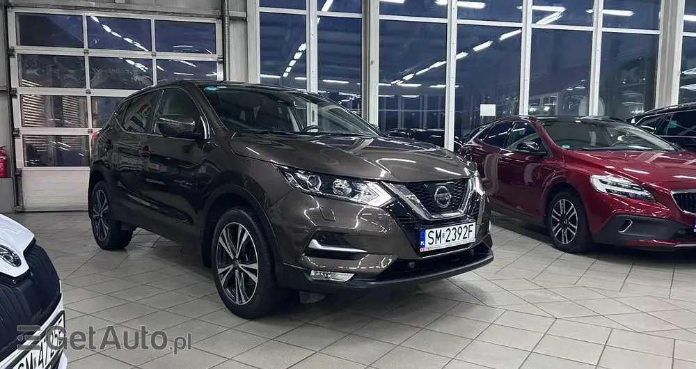 NISSAN Qashqai 1.2 DIG-T N-Connecta EU6