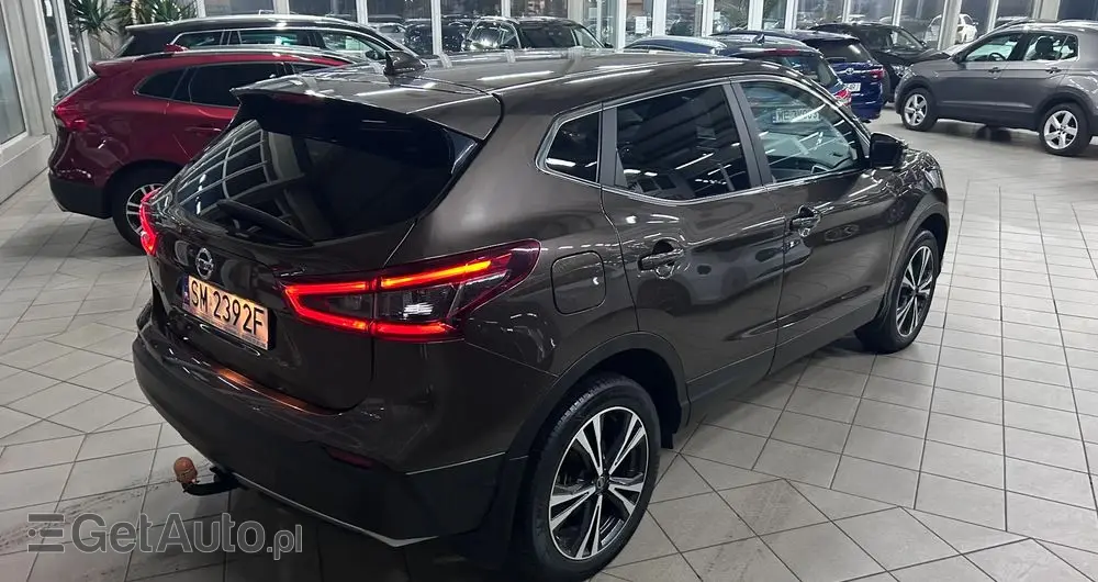 NISSAN Qashqai 1.2 DIG-T N-Connecta EU6