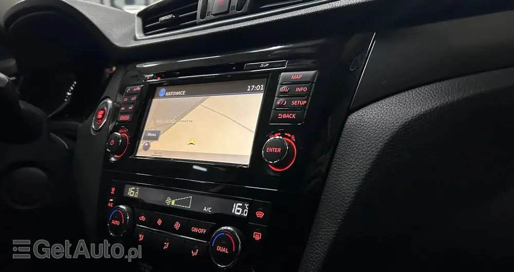 NISSAN Qashqai 1.2 DIG-T N-Connecta EU6