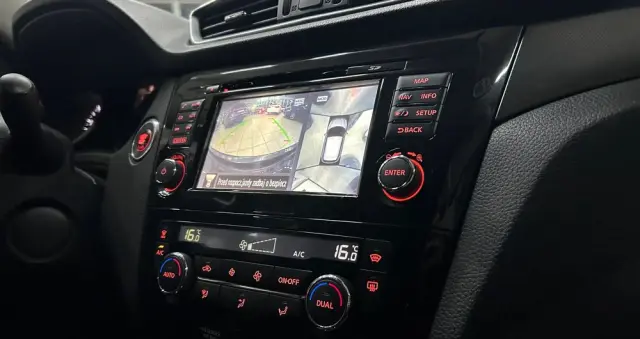 NISSAN Qashqai 1.2 DIG-T N-Connecta EU6