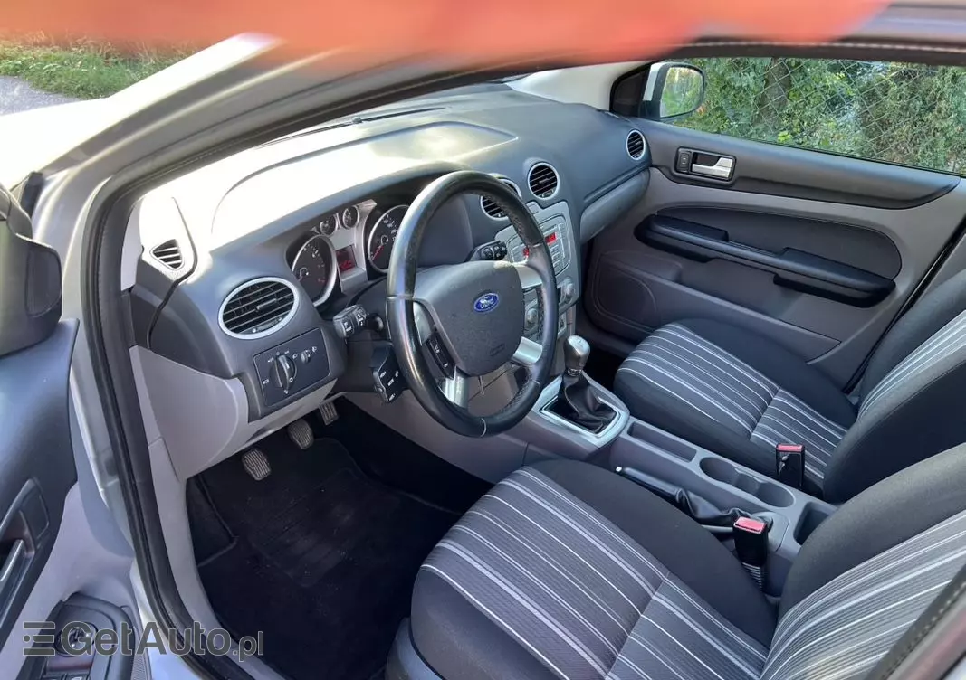 FORD Focus Silver Magic