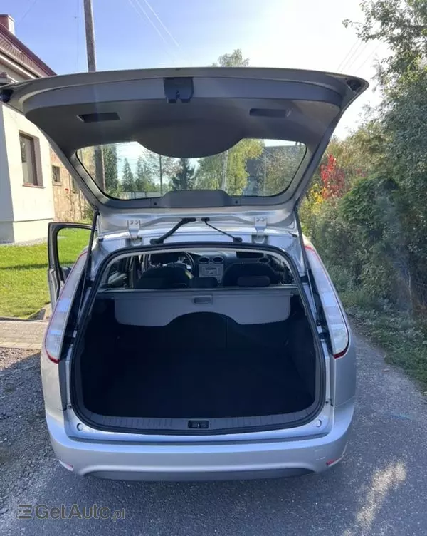 FORD Focus Silver Magic