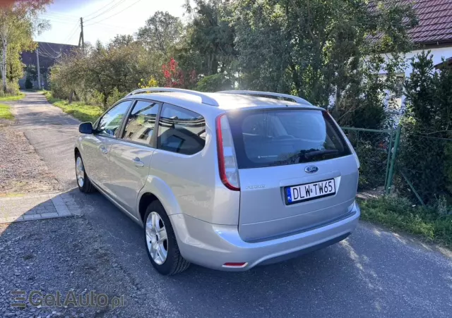 FORD Focus Silver Magic