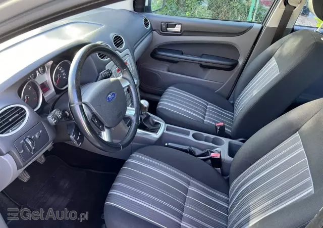 FORD Focus Silver Magic