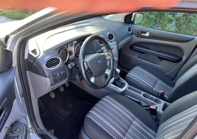 FORD Focus Silver Magic