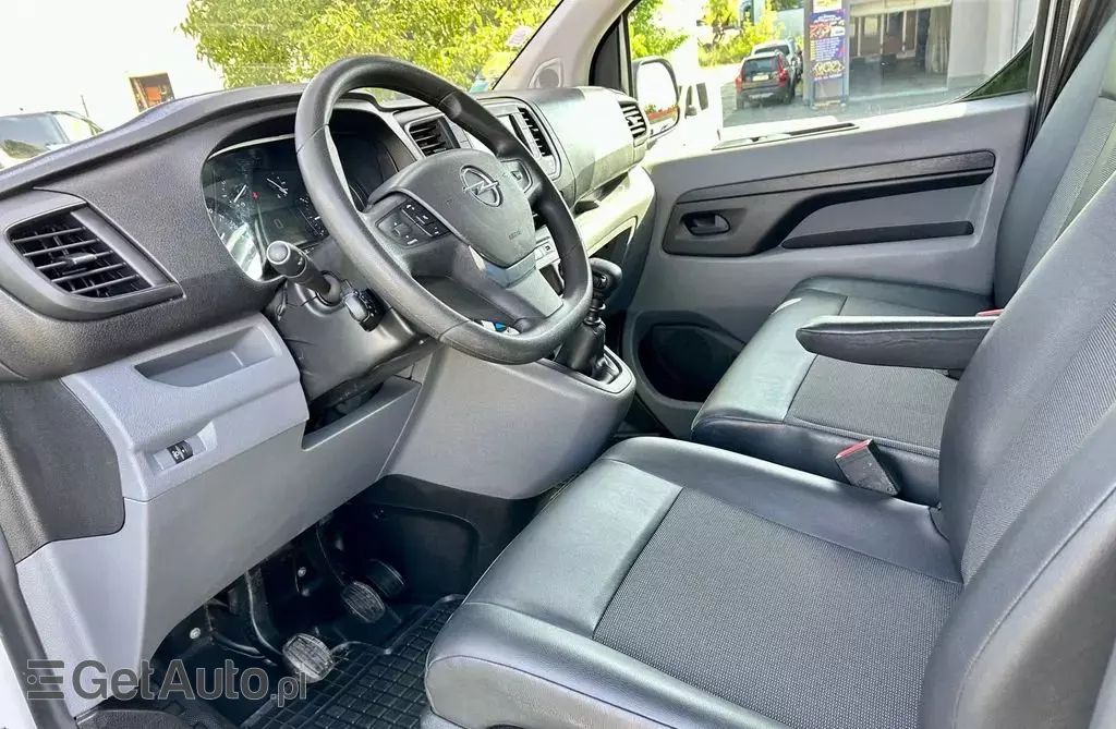 OPEL Vivaro 