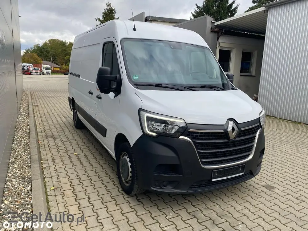 RENAULT MASTER Furgon L2H2 