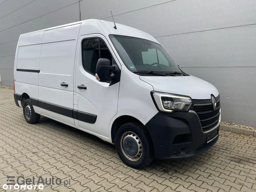 RENAULT MASTER Furgon L2H2 