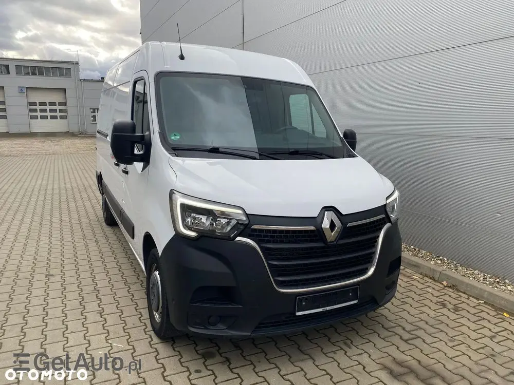 RENAULT MASTER Furgon L2H2 