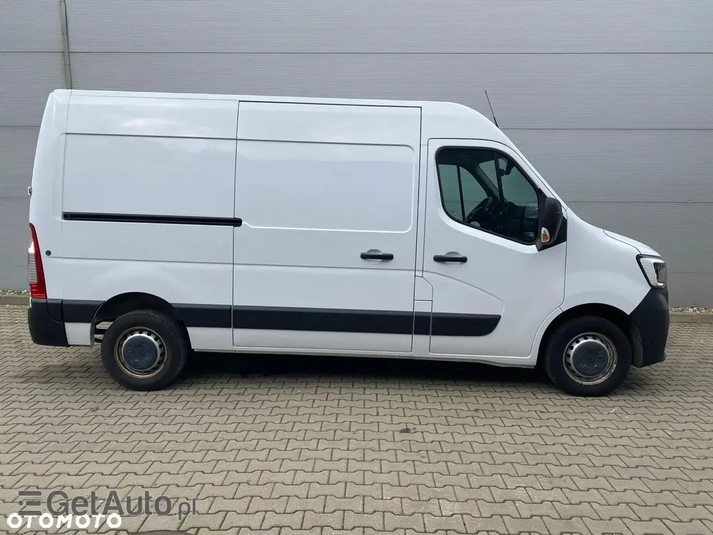 RENAULT MASTER Furgon L2H2 