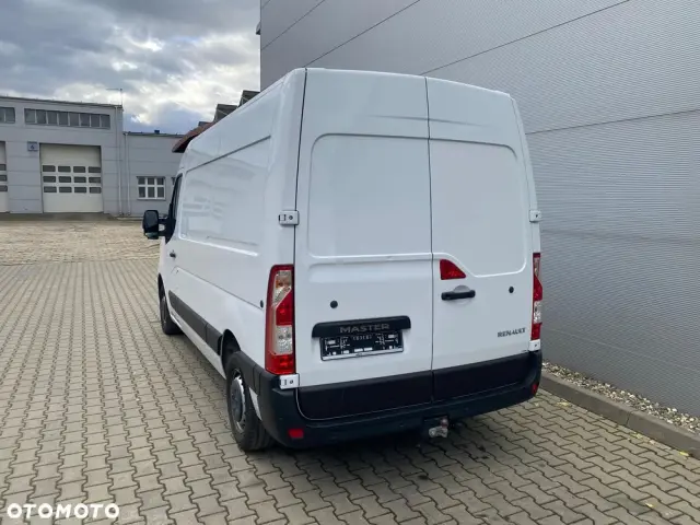 RENAULT MASTER Furgon L2H2 