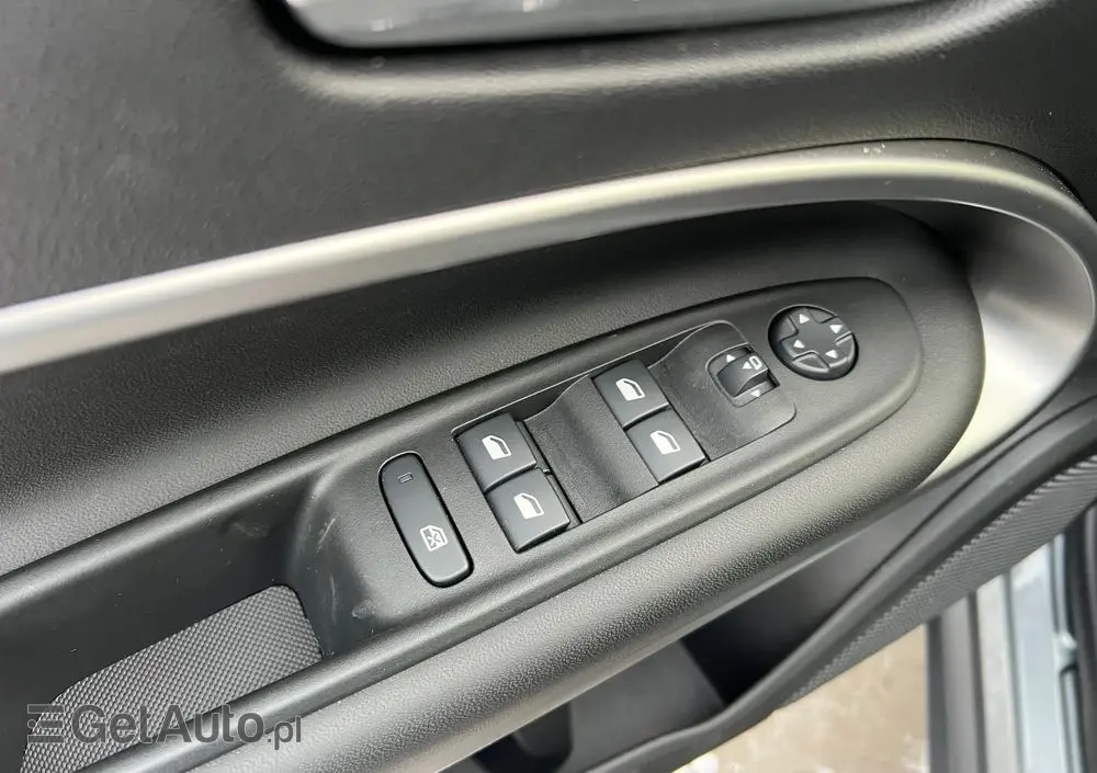 JEEP Avenger 1.2 T3 mHEV Freedom Edition II FWD eDCT6