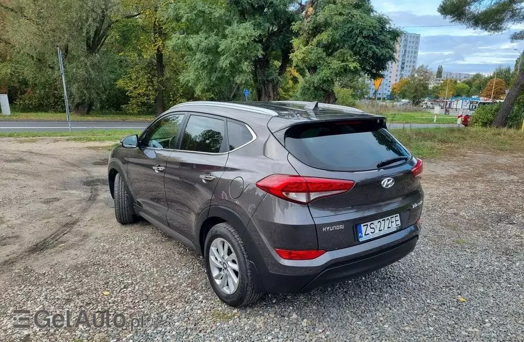 HYUNDAI Tucson 
