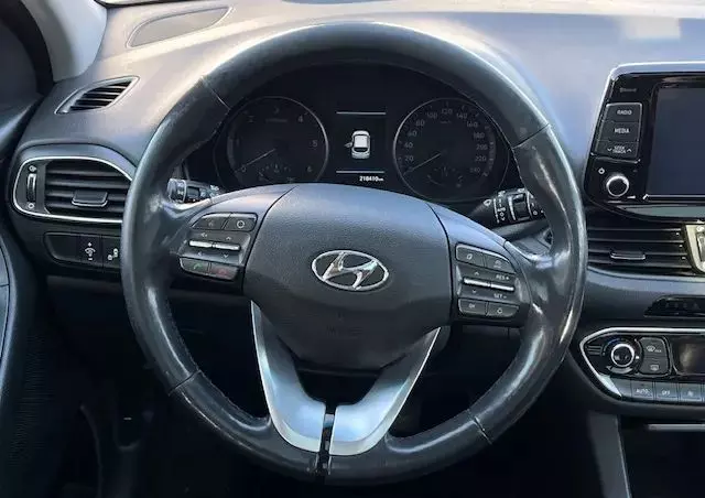 HYUNDAI I30 1.6 D Premiere Luxury