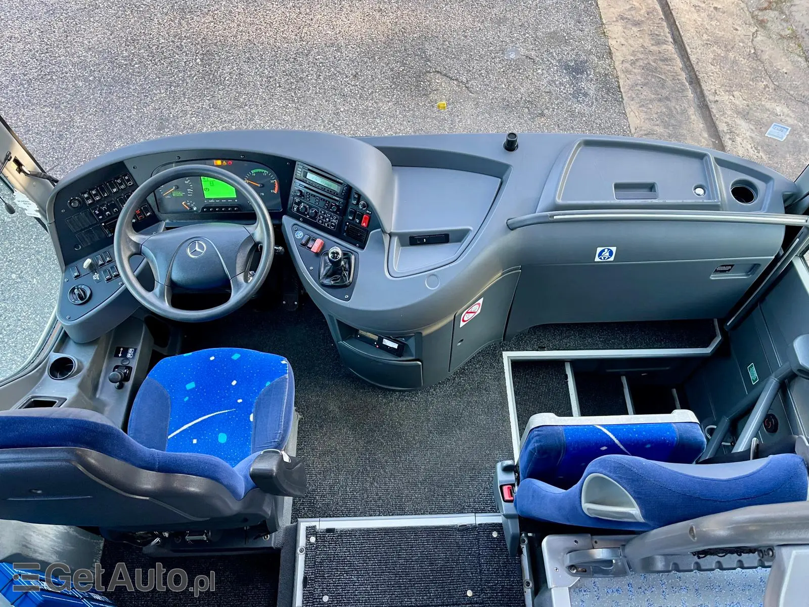 MERCEDES-BENZ Tourismo 17 RHD-L 