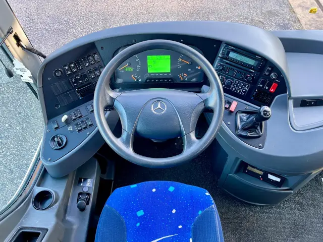 MERCEDES-BENZ Tourismo 17 RHD-L 