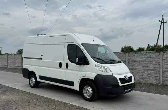 PEUGEOT Boxer 