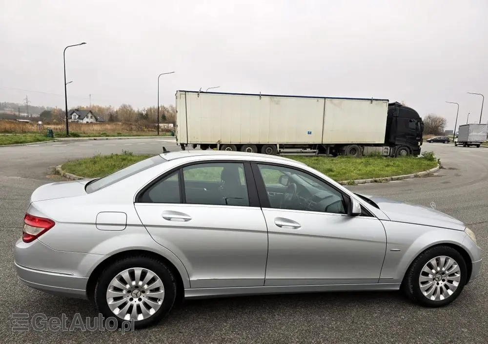 MERCEDES-BENZ Klasa C 180 Kompressor Avantgarde