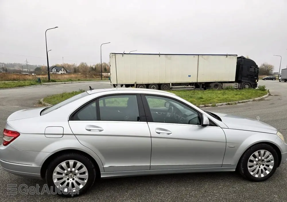 MERCEDES-BENZ Klasa C 180 Kompressor Avantgarde