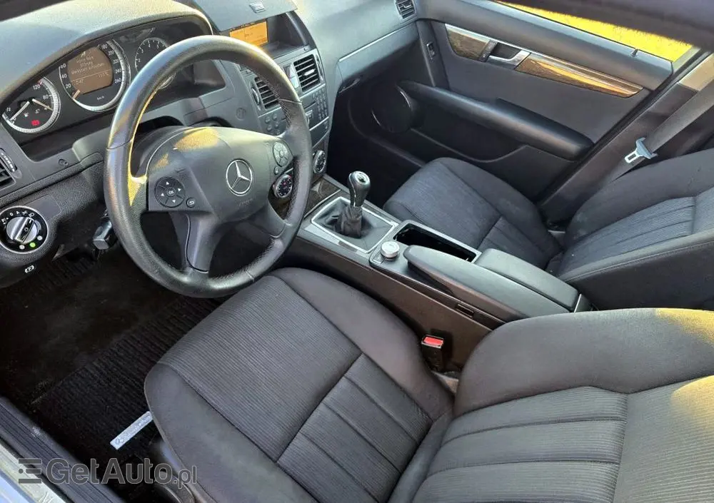 MERCEDES-BENZ Klasa C 180 Kompressor Avantgarde