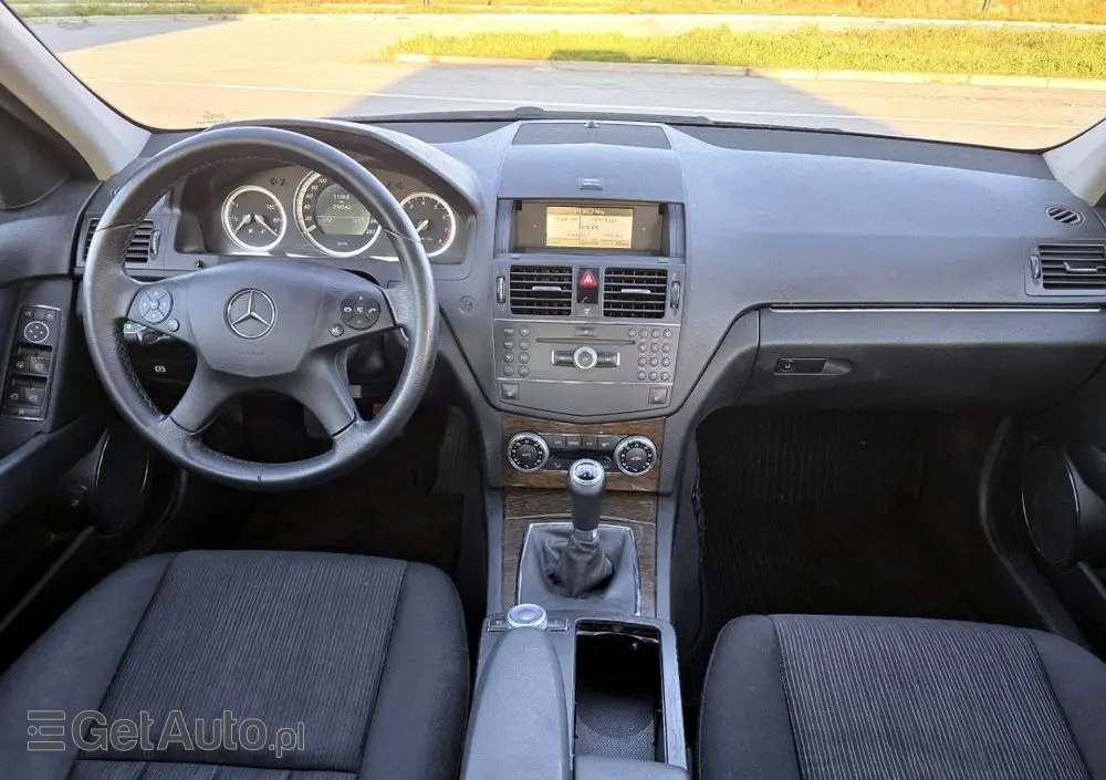 MERCEDES-BENZ Klasa C 180 Kompressor Avantgarde