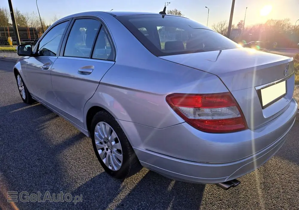 MERCEDES-BENZ Klasa C 180 Kompressor Avantgarde
