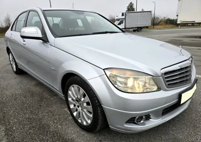 MERCEDES-BENZ Klasa C 180 Kompressor Avantgarde