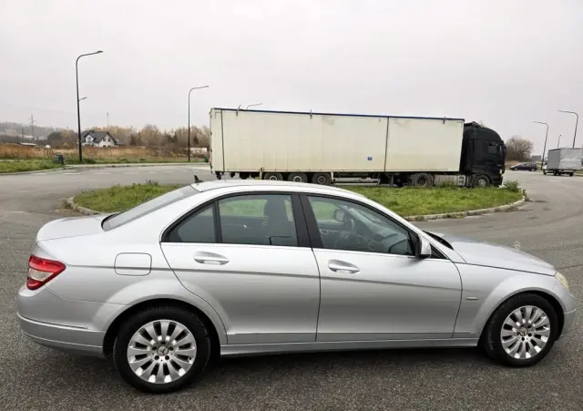 MERCEDES-BENZ Klasa C 180 Kompressor Avantgarde