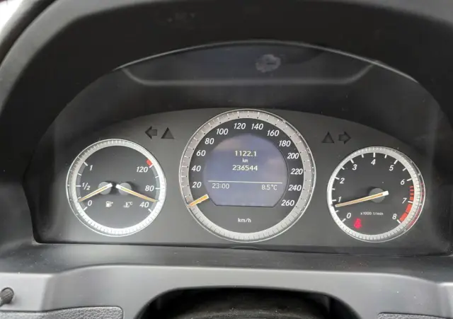MERCEDES-BENZ Klasa C 180 Kompressor Avantgarde