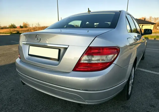 MERCEDES-BENZ Klasa C 180 Kompressor Avantgarde