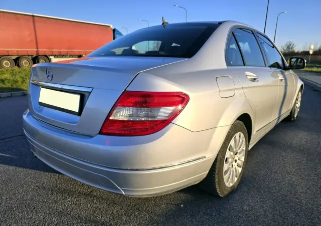 MERCEDES-BENZ Klasa C 180 Kompressor Avantgarde