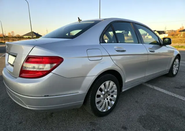 MERCEDES-BENZ Klasa C 180 Kompressor Avantgarde